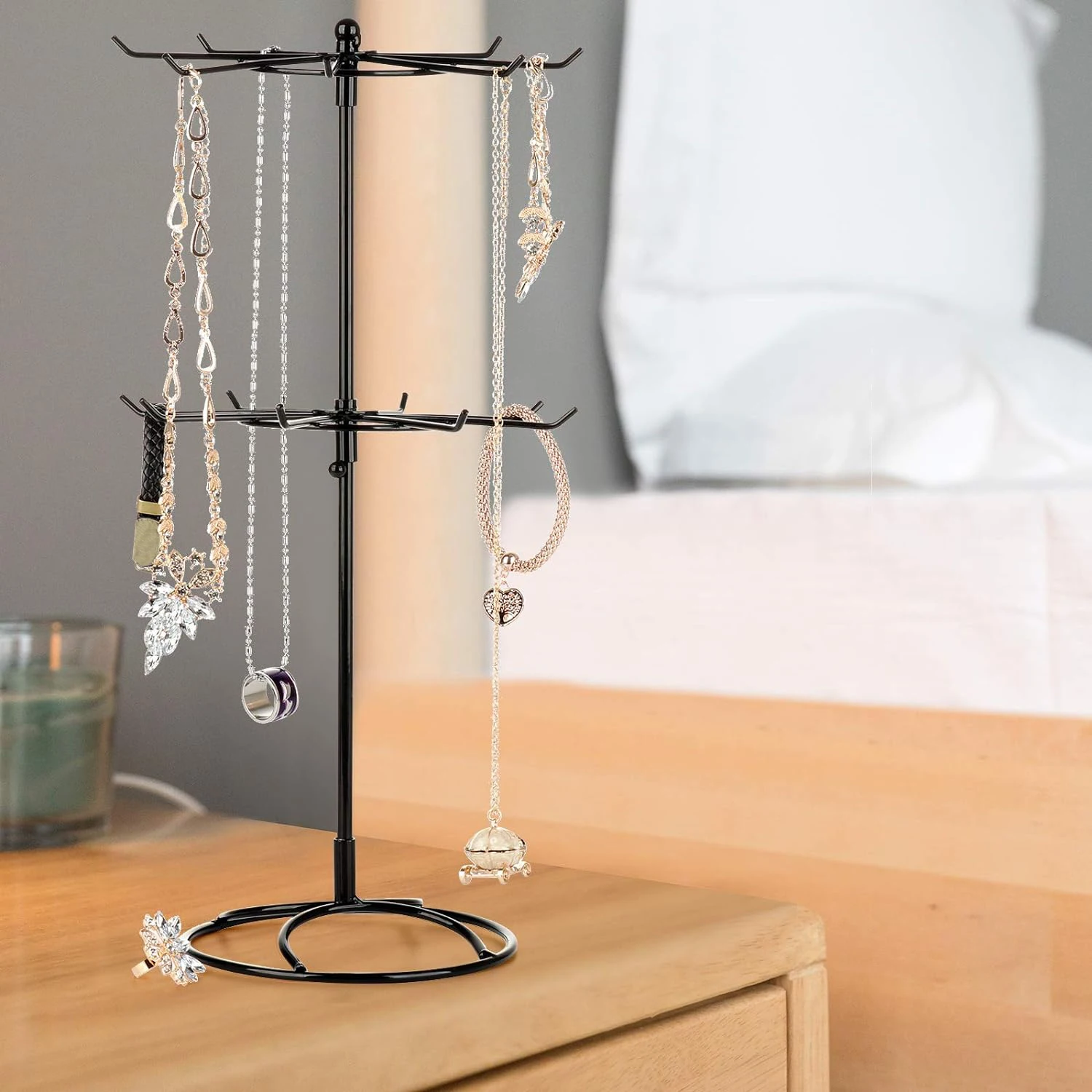 The rotating jewelry display shelf, the double-layer necklace storage rack, which can store bracelets,tiaras and keychains