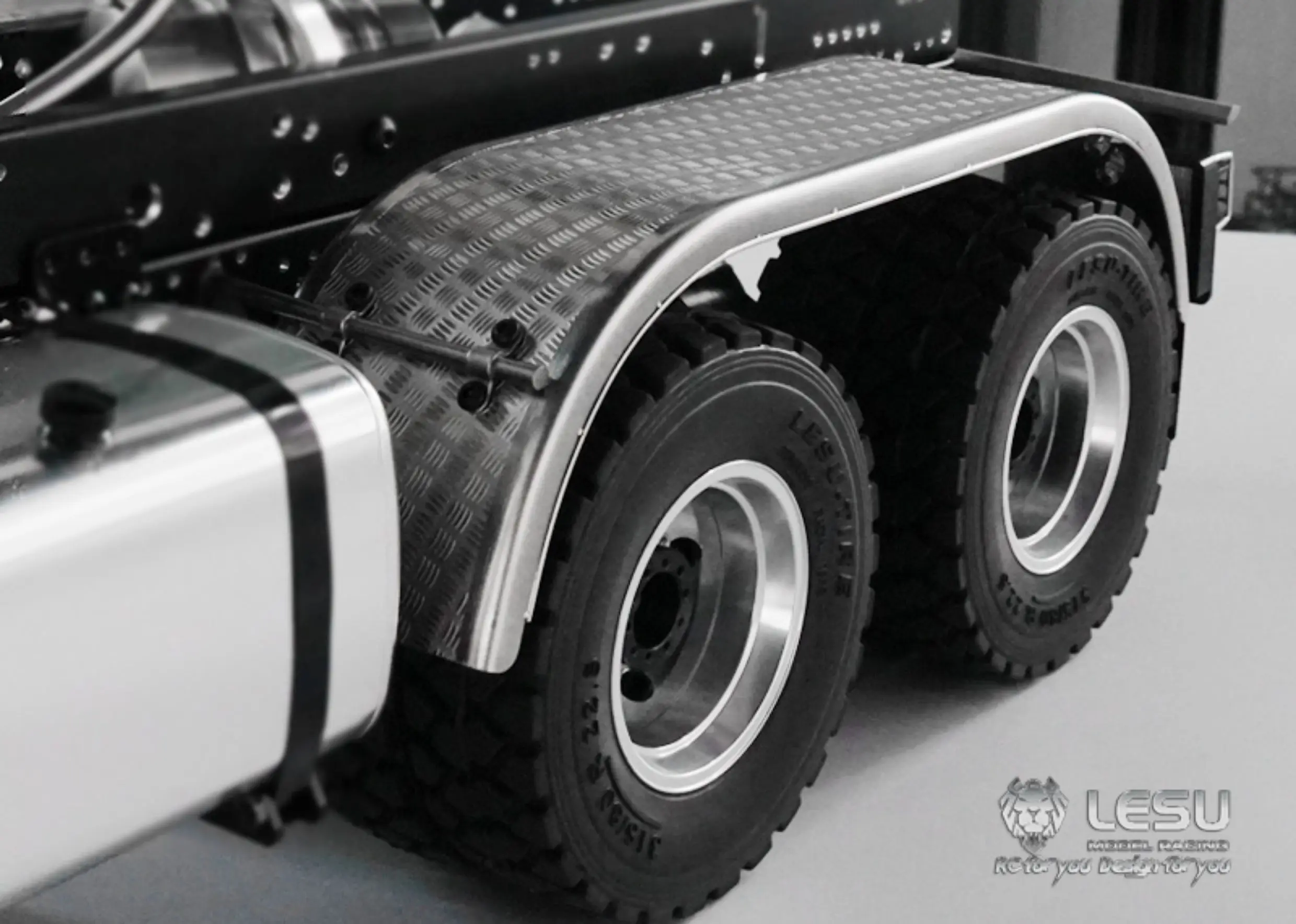 

1/14 Truck Dual-Axle Mudguard S-1243 Rear Wheel Sand Board Tamiya Mud Tipper Dump Truck Model Accessories LESU