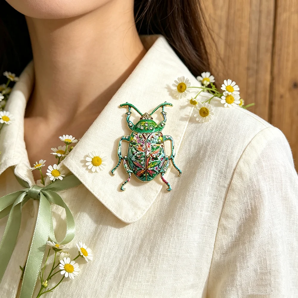 Broche Retrô Colorido de Besou - Vintage Fashion Bug avaliação e preço