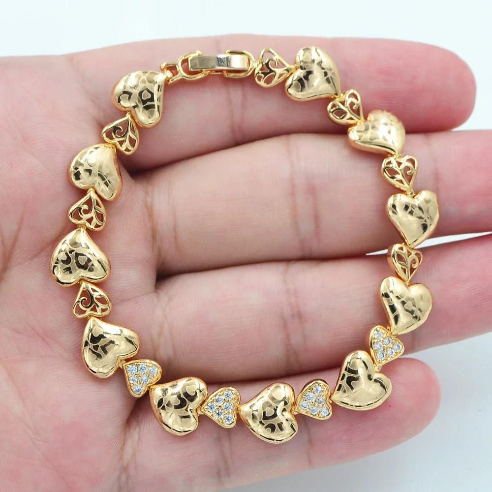 Gold Color Fashion Clear CZ Zircon Laser Carved Love Hearts Link Bracelet for Women