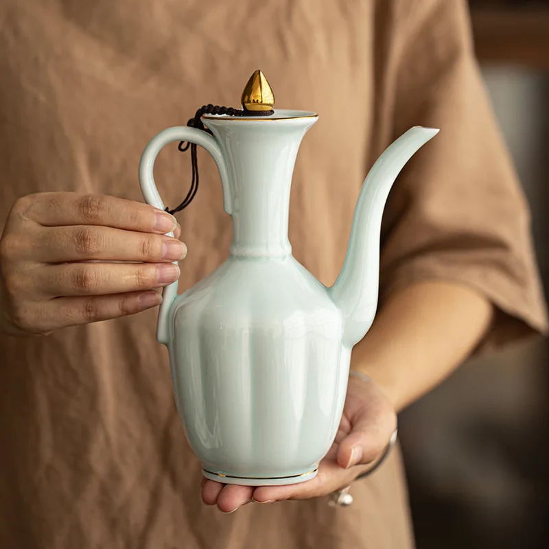 

Song Dynasty Style Ceramic Wine Pot Chinese Tea Handheld Jug Home Liquor Dispenser Tall Wine Cup