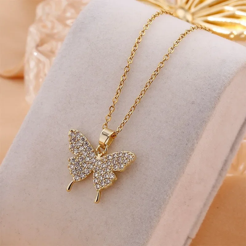 Shiny Butterfly Necklace Exquisite Golden Crystal Pendant Collar Chain Necklace Ladies Wedding Party Jewelry Gift