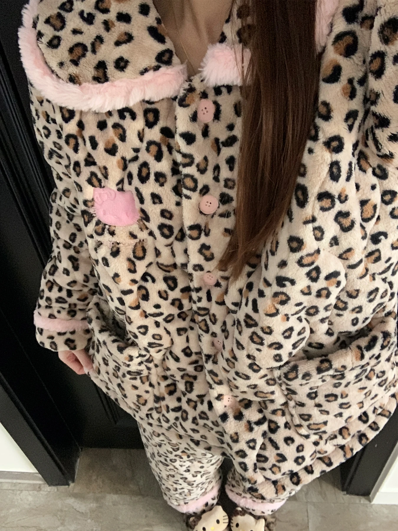 women's-winter-thiened-fce-lined-coral-fce-spwear-set-with-cotton-sandwich-leopard-print-home-clothes-for-students