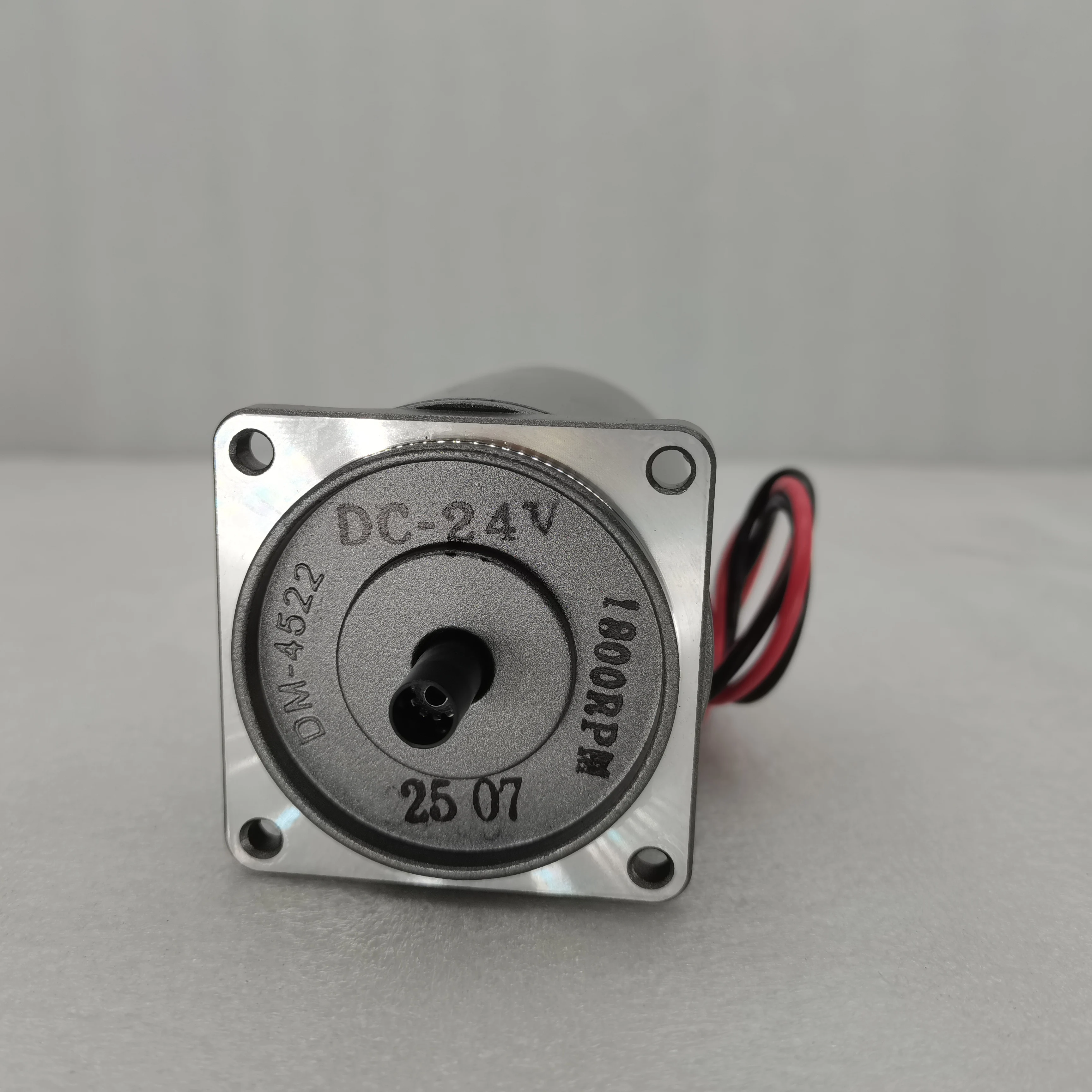 Beiyi DC Motor M-2DK6N-F18 is genuine and newly imported.