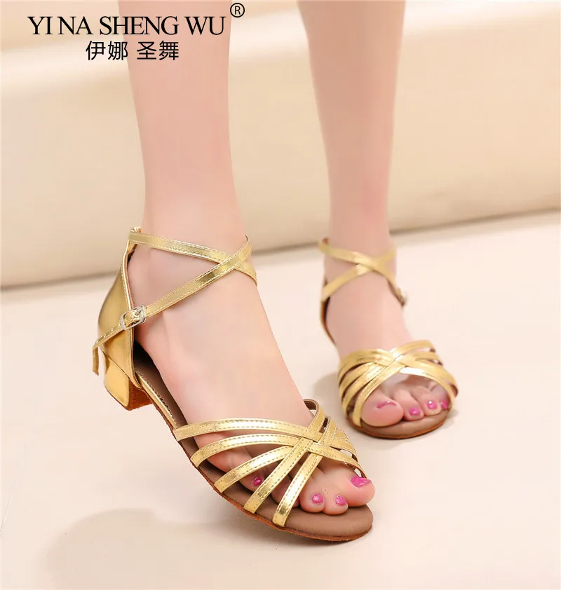 

Обувь для латинских танцев для детей и взрослых, обувь для бальных танцев/сальсы/латинских танцев для девочек, обувь для танцев на низком каблуке, мягкая подошва, золотистая танцевальная обувь