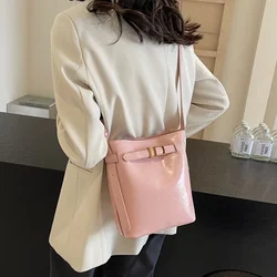 LEFTSIDE Pu Leather Shoulder Bags for Women 2024 Winter Fashion Handbags and Purses Small Bucket Crossbody Bag Belt Buckle