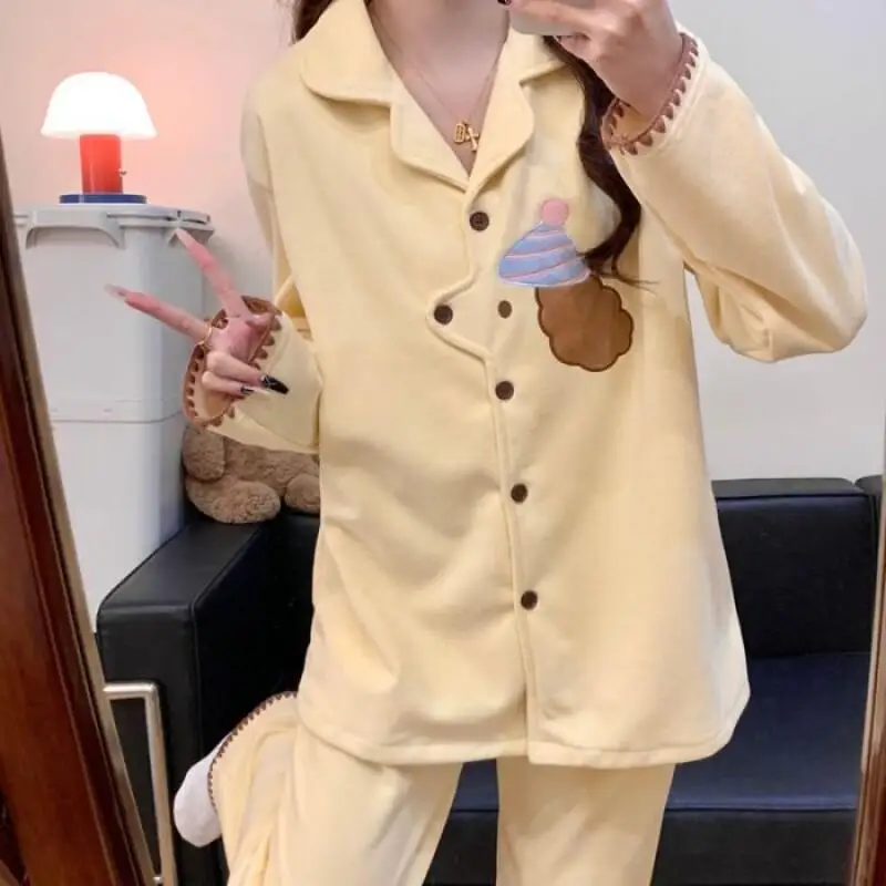 

Women's Pajama Set Comfortable Sleepwear New Silk Velvet Lapel Fleece Thick Long Sleeve Pants Can Be Worn Outside Home Clothes