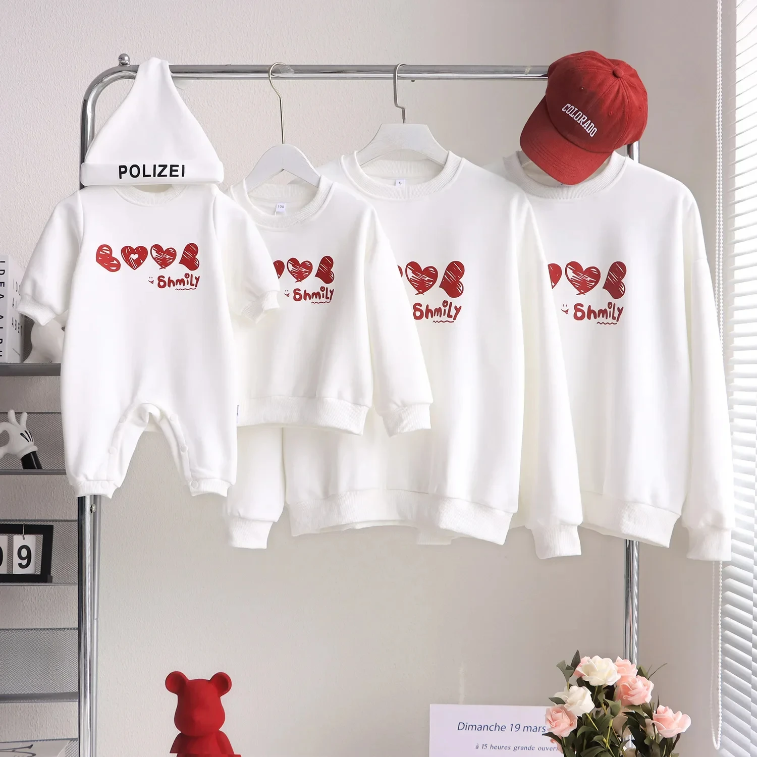 Family Long Sleeve Sweatshirt Heart Print Parent-child Matching Clothes Father Mother Daugther Son Clothing Baby Toddler Romper