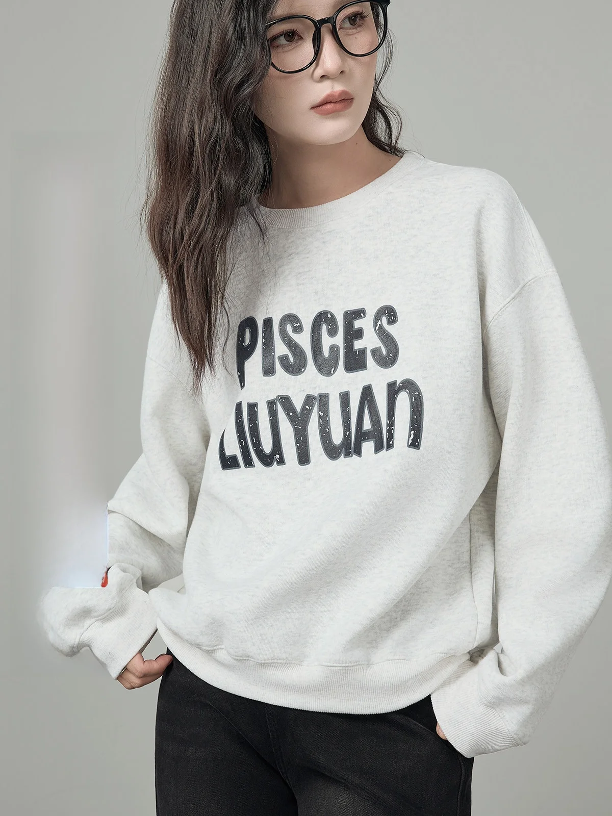 

Женская толстовка HuiXi с круглым вырезом и флисовой подкладкой, свободного кроя, повседневная, утепленная, зимняя, новая, универсальная, элегантная, с длинными рукавами