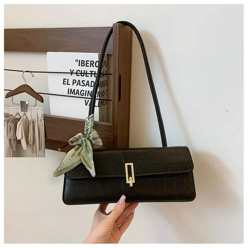 

Buckle PU Stitching 2025 Hot Selling Shoulder Bag Solid Color Simple Fashionable Handbag Soft Trendy Western Style Tote Bag