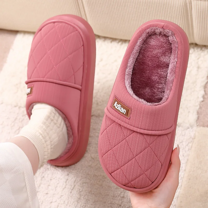 Winter-Wärme-Pantoffeln für Damen und Herren, gesteppte Diamant-Hausschuhe, dicke Plattform, mit Fleece gefütterte Mules, weiche Plüsch-Innenpantoffeln für das Schlafzimmer. – Detail 11