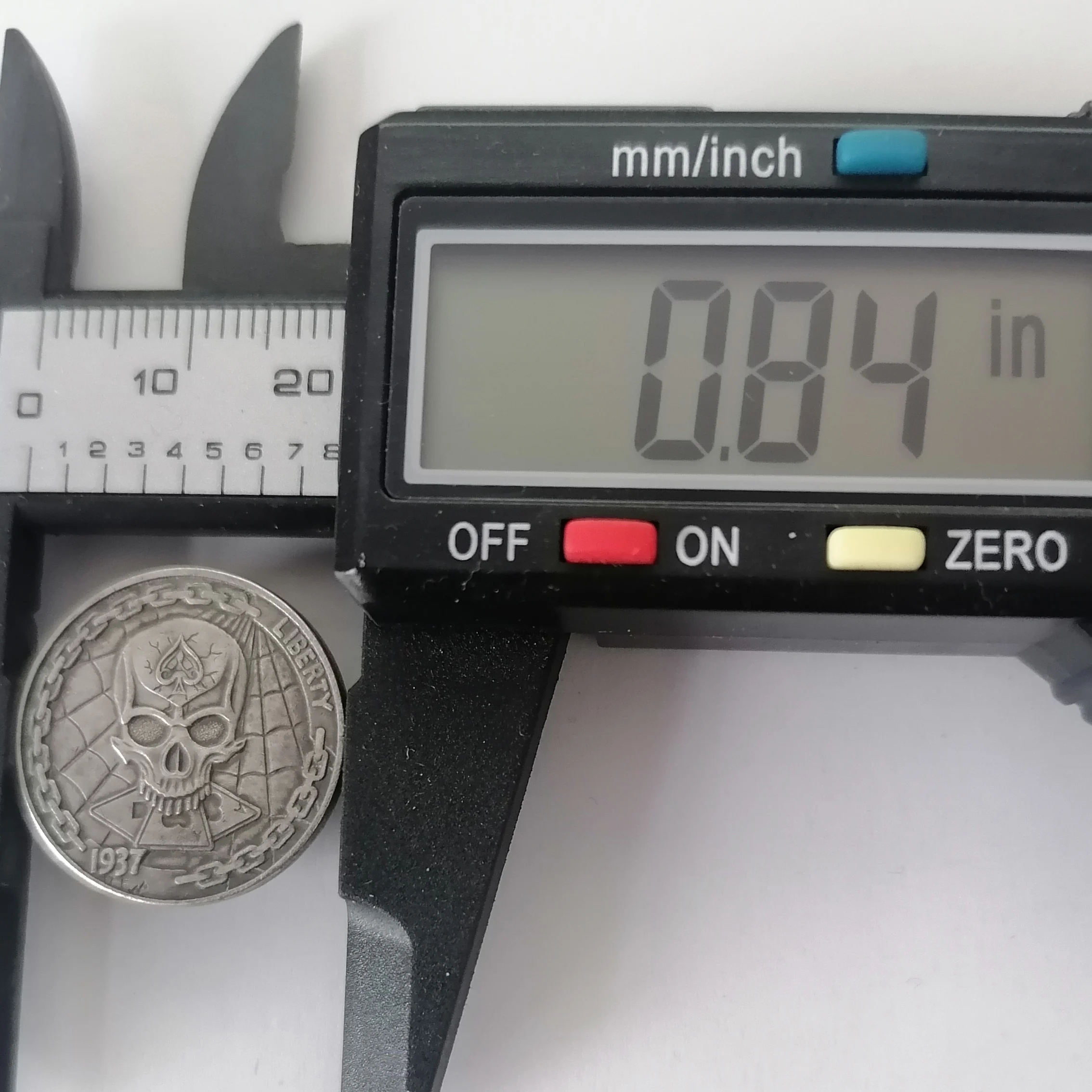 أنماط التنوع 21 مللي متر قطرها عملات التحدي المعدنية عملات محظوظة الدعائم السحرية هدايا عيد الميلاد مقتنيات ديكور المنزل