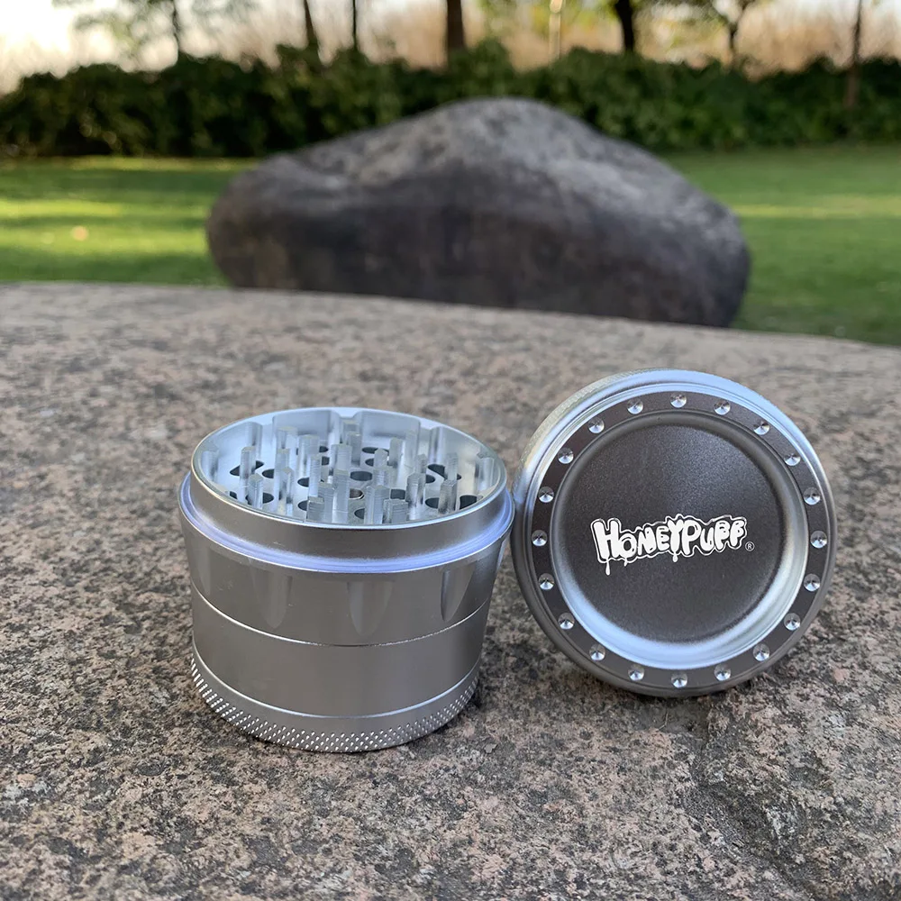 HONEYPUFF Aluminum Herb Molinillo 63 MM 4 Layers  Drum Style Metal Grinders Spice Crusher Accesorios para fumadores