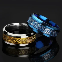 Anillo de acero inoxidable con incrustaciones de dragón dorado para hombre, sortija de fibra de carbono azul dorado, ajuste cómodo, banda de boda, venta al por mayor