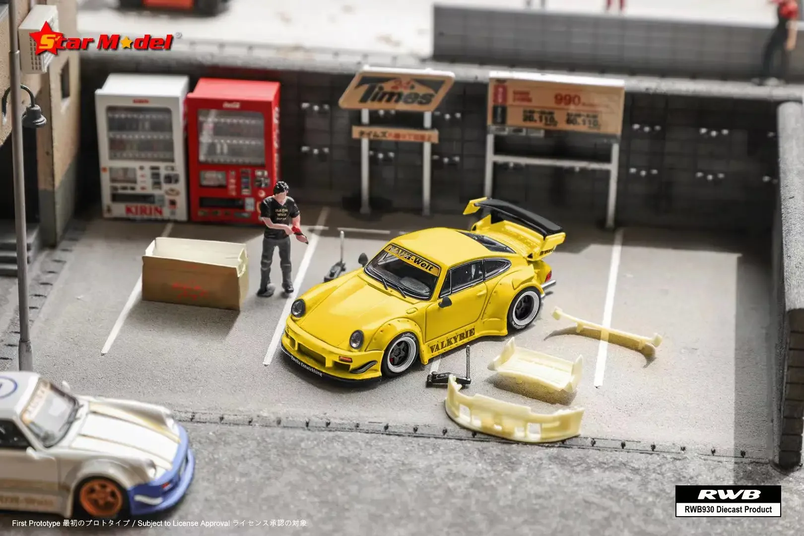 Star Model 1:64 RWB Coast white /Yellow Diecast Model Car