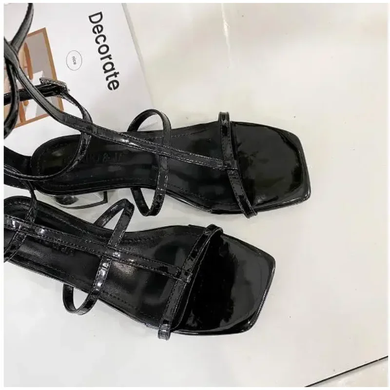 Sandales romaines Sexy pour femmes, nouvelles bottes européennes et américaines à talons grossiers rétro, hautes et Cool, 2025 2024