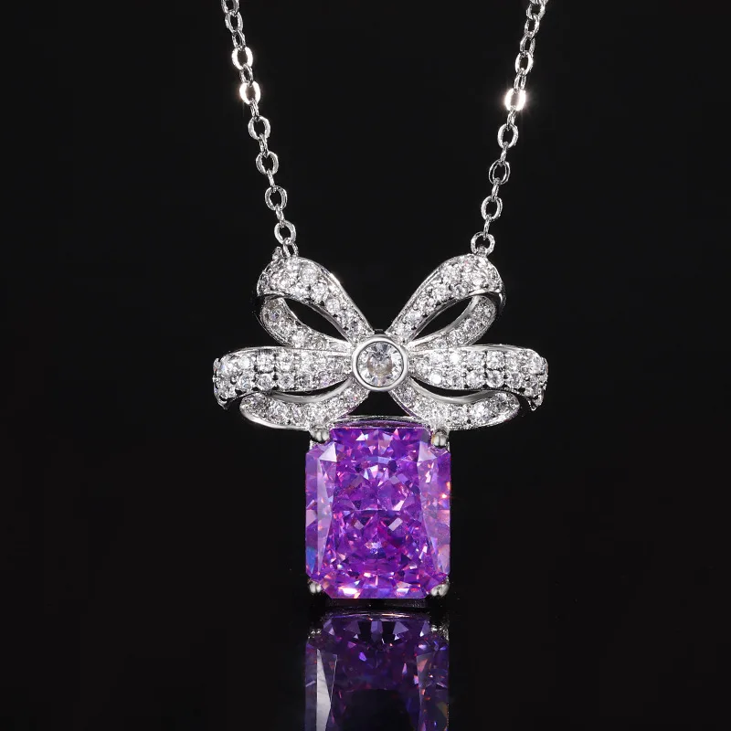 Jewelry Gold-Plated High Carbon Diamond Ice Flower Copper Elegant Light Luxury Bowknot Pendant for Women 10*12 Wholesale