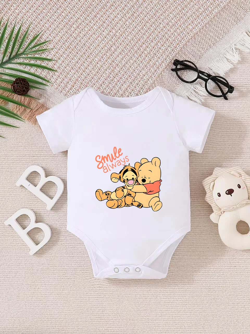 Licensed Potdemiel Winnie Pooh & Tigger Print Baby Bodysuit Lovely design, soft material, perfect for party wear