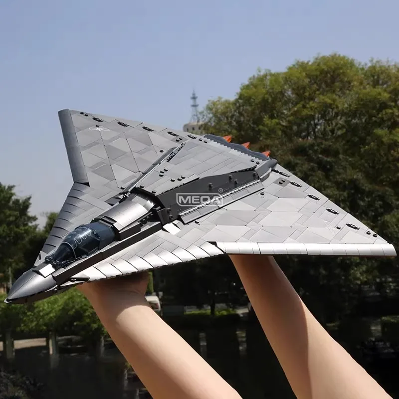 ทหารรุ่นที่ 6 เครื่องบินอิฐรุ่น 1182pcs J-36 Fighter Building Block ชุด MOC Self-assembly Jet เครื่องบินของเล่นเด็กของขวัญ