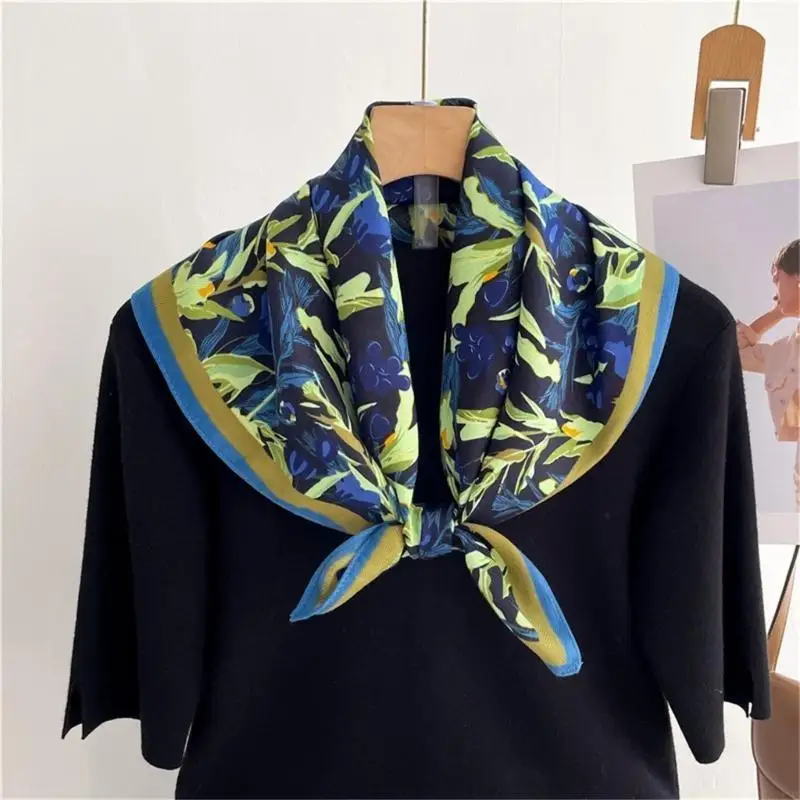 

31BF Breathable Kerchief Square Head Wrap Scarf for Daily Commute Parties and Travel