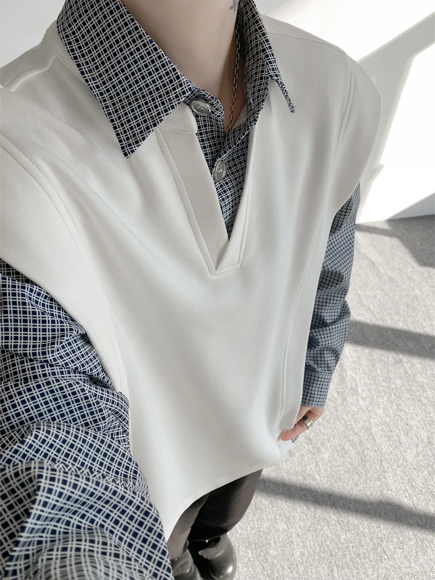 

Мужской свитшот в клетку с эффектом двухслойности, в стиле преппи, с воротником-рубашкой, осенне-зимний, модный, удобный, из смесового хлопка