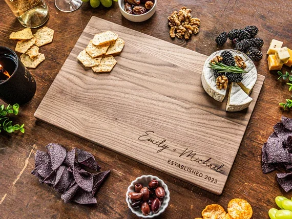 

Custom high-end Wooden Kitchen Cutting Board Customize Your logo and Text for Free Customize Kitchen Utensils