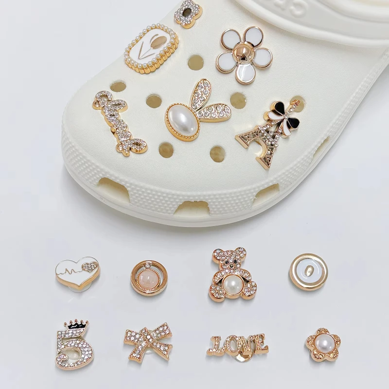 جديد 14 قطعة الدب الأرنب الموضة الزخرفية حذاء كرام مجموعة للنساء تسد الأحذية القابلة للإزالة الصنادل أزرار عطلة عيد الميلاد هدايا الحفلات