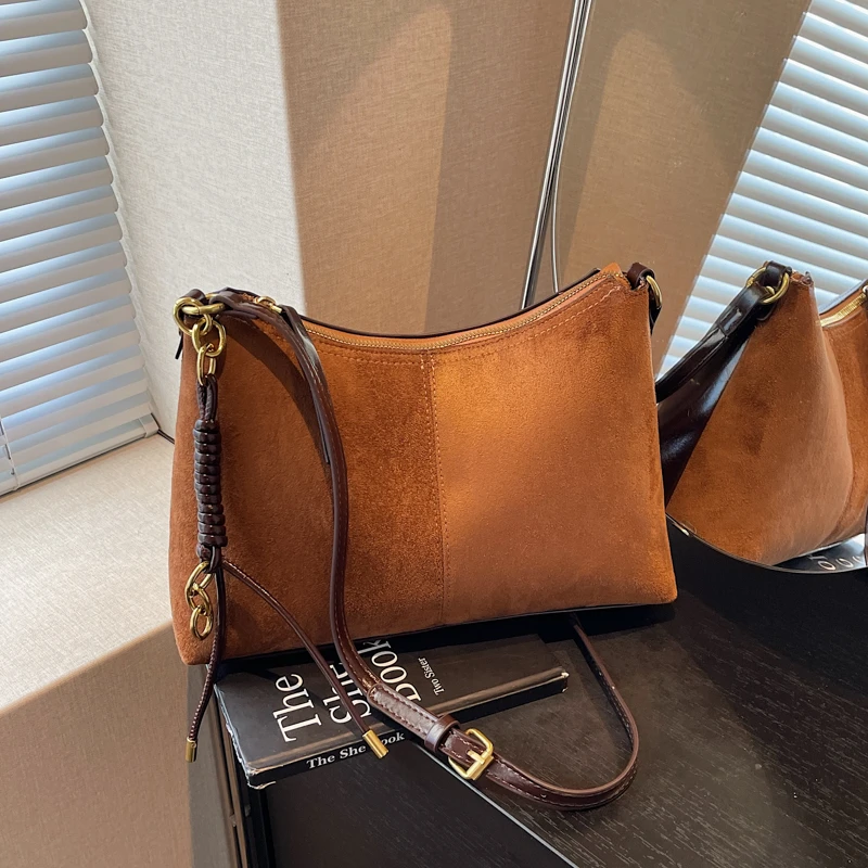 2026 New Retro Fall Soft Hobo Shoulder Crossbody Bag Faux Suede with Braided‑Chain Charm Women Casual Travel Commute Handbag