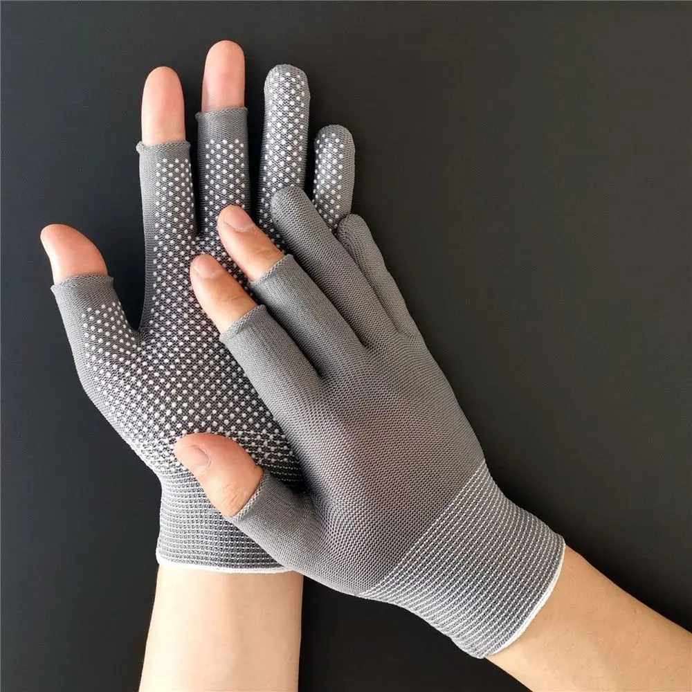 1 Pair Anti-Slip Fishing Gloves Spring Summer Ice Cool Breathable Sunscreen Antiskid Open/Half Fingers Cycling Sport Gloves