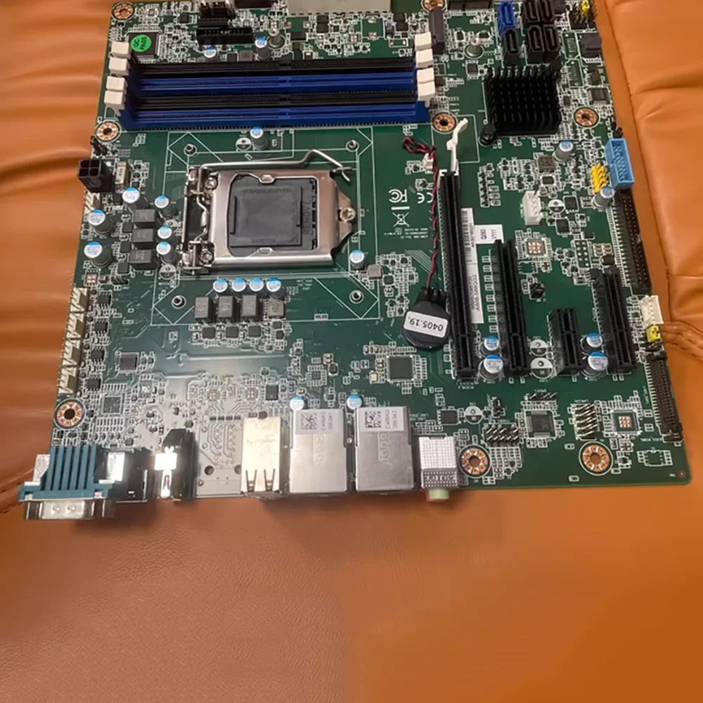 AIMB-586QG2-00A1E AIMB-586QG2 AIMB-586 Industrial Motherboard Q370 DDR4 128GB SATAIII M-ATX