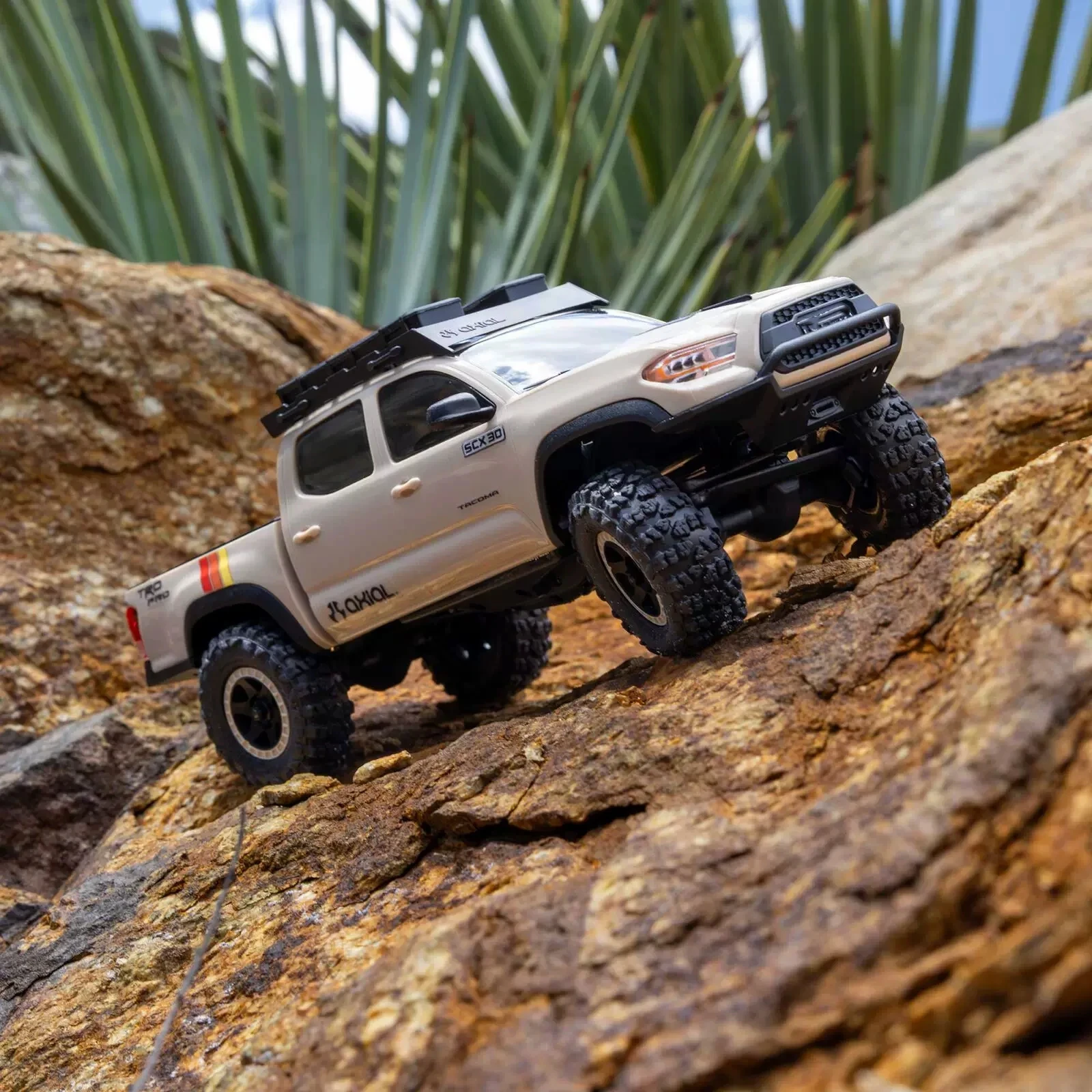 1/30 SCX30 Tacoma RC Crawler, 4WD Brushed 2S Off Road Remote Control Car Model Toy