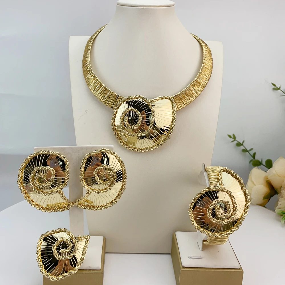 Exquisite and fashionable high-end jewelry set, suitable for various parties, brides and weddings to wear FHK24739