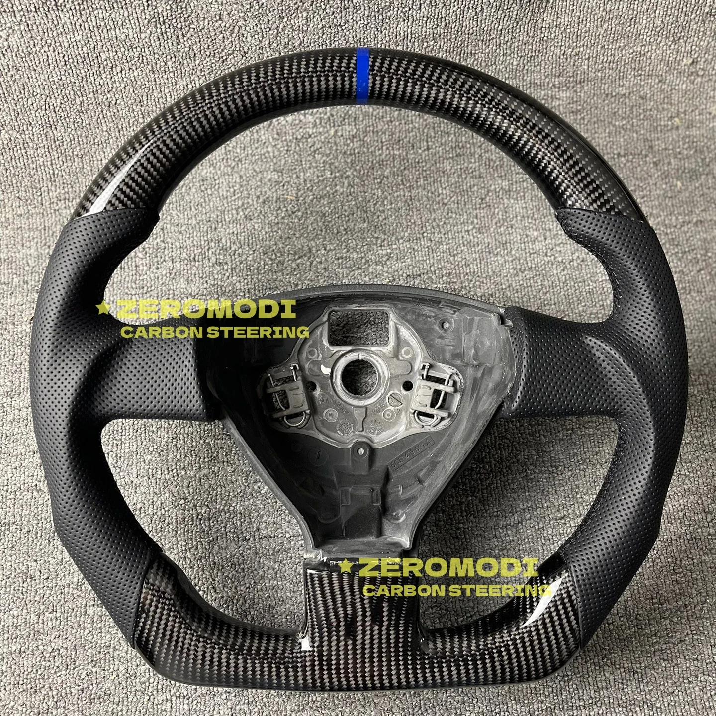 For VW Volkswagen Polo MK4 2006-2009 Real Carbon Fiber Steering Wheel with Leather