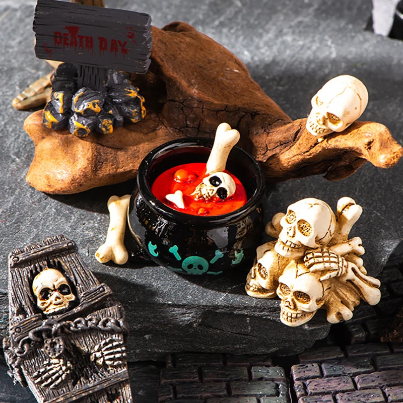 New Mini 3D Horror Halloween Raven Tombstone Skull Series Resin Hallowmas Doll House DIY Accessories