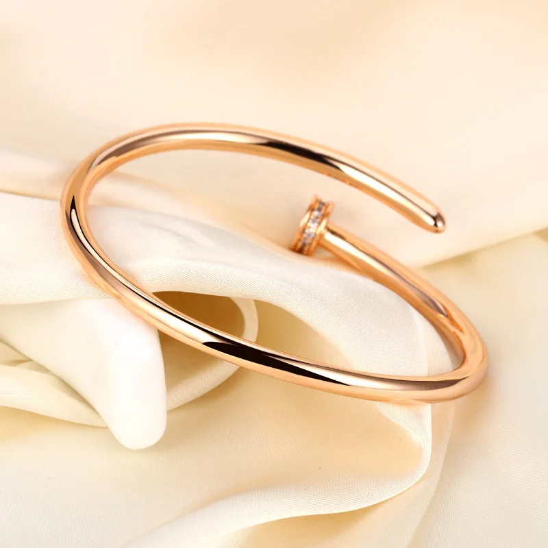 الفاخرة مسمار الكفة سوار المرأة الحد الأدنى دفعة صغيرة غرامة الحرفية المفتوحة الإسورة بيان قابل للتعديل مجوهرات عالية الجودة