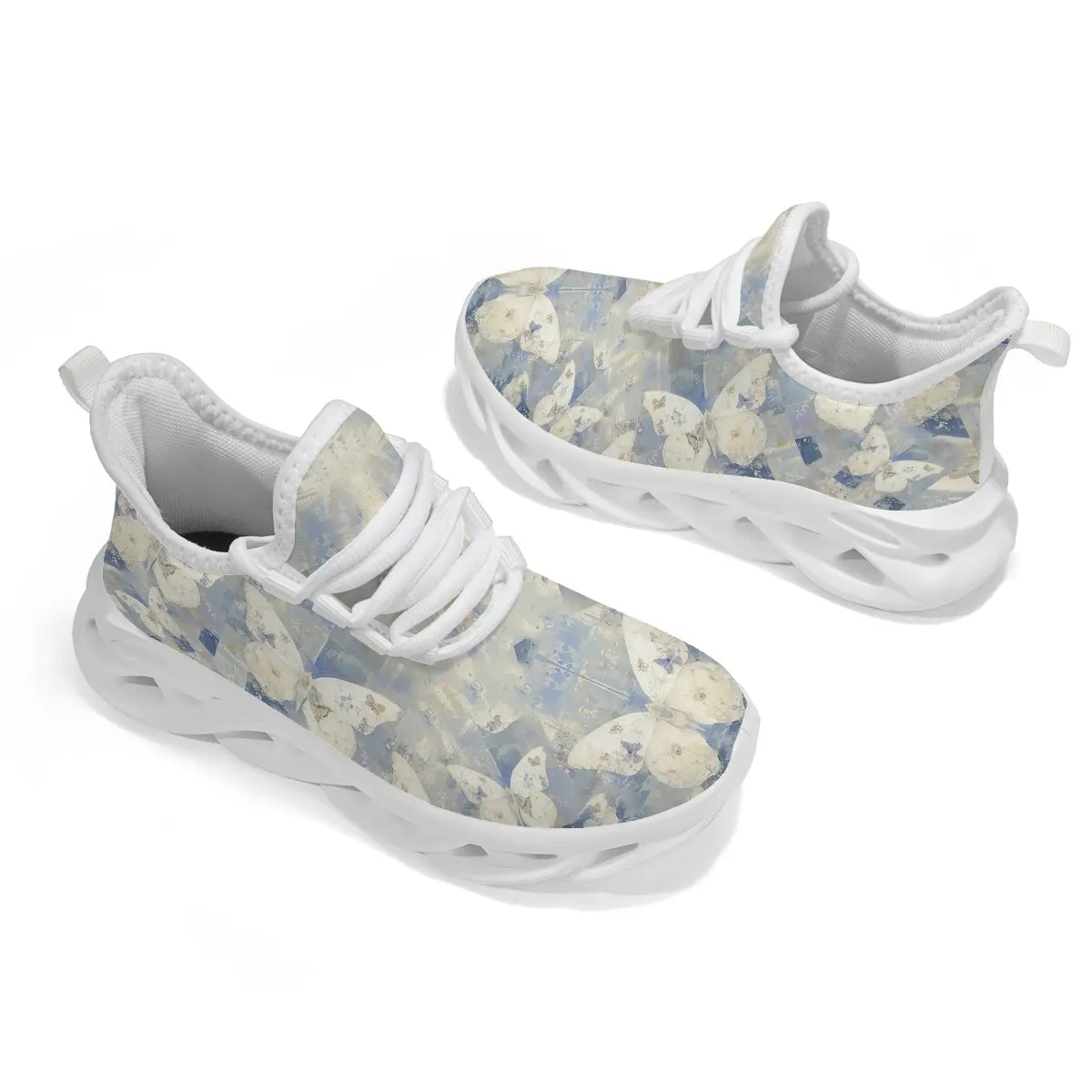 

Children's Casual Flat Sports Shoes with A Color-blocked Rose Heart Skeleton Design and A Lace-up Mesh Breathable Surface