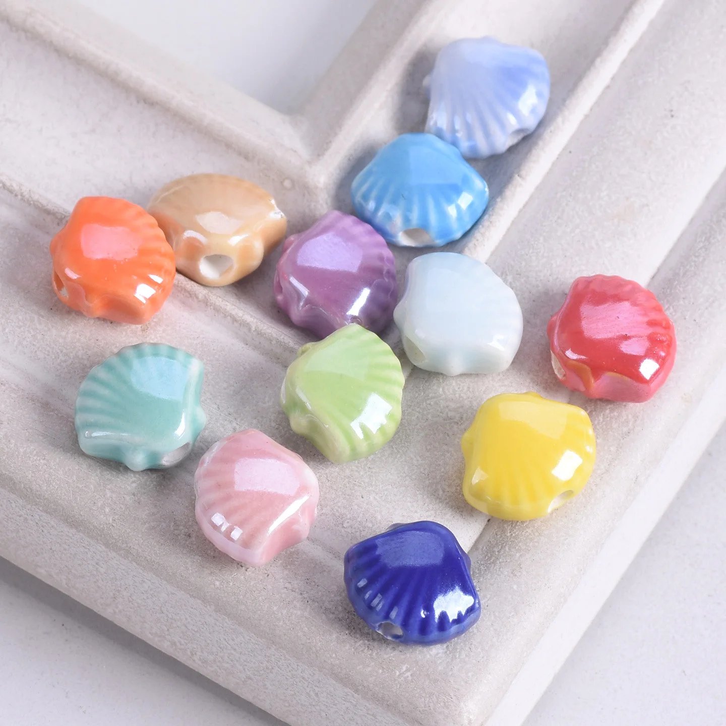 

10pcs 11x9mm Scallop Shape Handmade Shiny Glossy Glazed Ceramic Porcelain Loose Beads For Jewelry Making DIY Crafts Findings