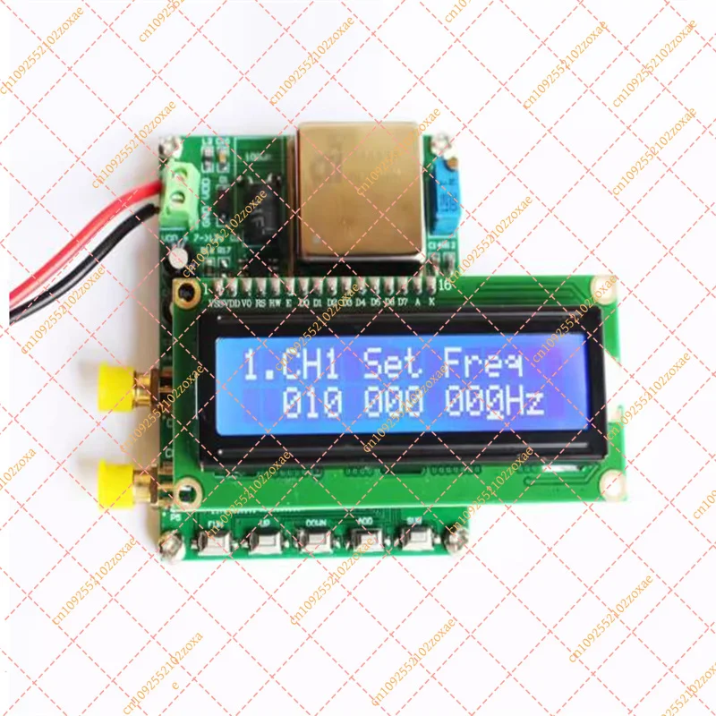 RF signal generator with two independent parameter settings and sweep function for 4K~220MHz