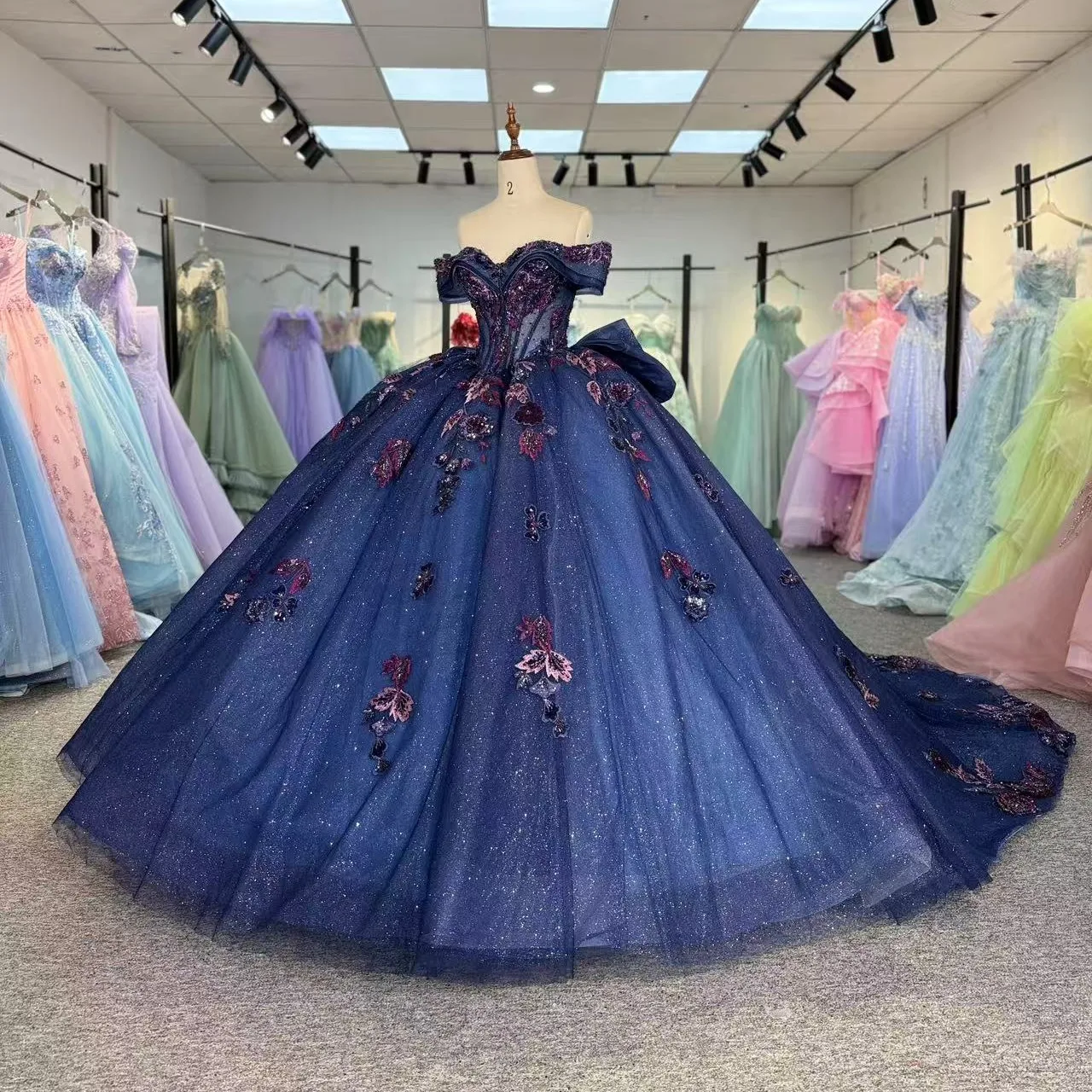 

Navy Shiny Quinceanera Dresses Off The Shoulder Applique Lace Beading Crystal Bow Tull Party Birthday Sweet 16 Dress Vestidos 15