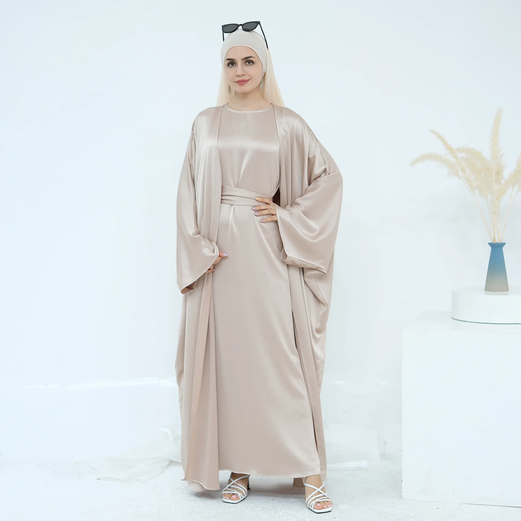 

2 Piece Satin Abaya Set Dubai Luxury Muslim Evening Party Dress Kaftan Plain Kimono Abayas for Women Ramadan Eid Islamic Outfit