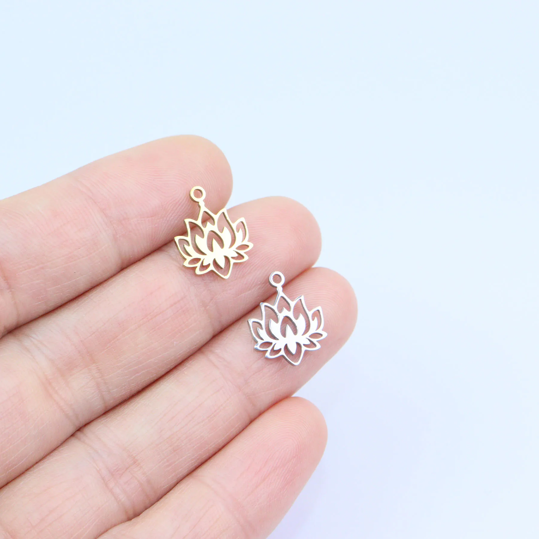 10 sztuk lustro ze stali nierdzewnej polerowane lotos bezcieniowy antyalergiczny moda damska biżuteria wisiorek z amuletem naszyjnik DIY kolczyki