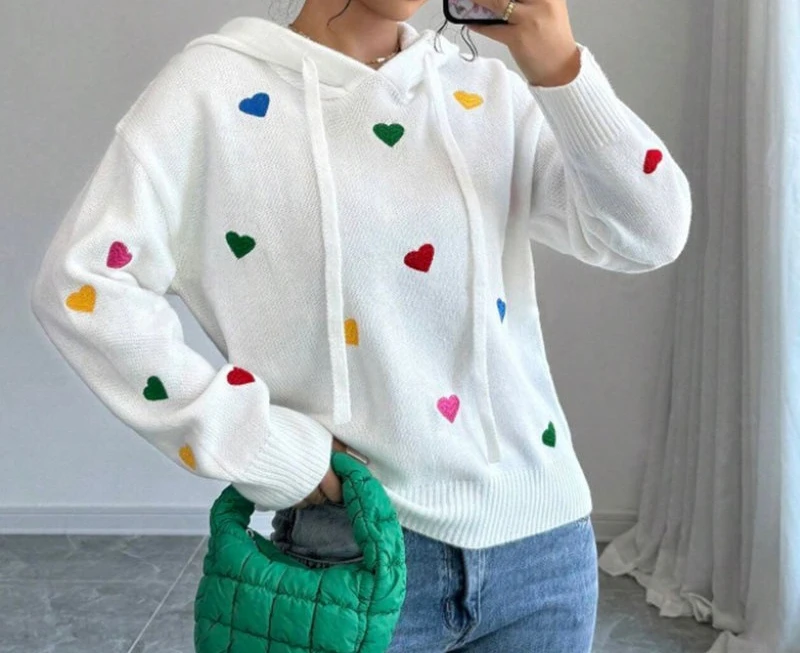 

Autumn and Winter Women's Sweater Fashion Colorful Love Jacquard Hooded Long Sleeve Knitted Sweater