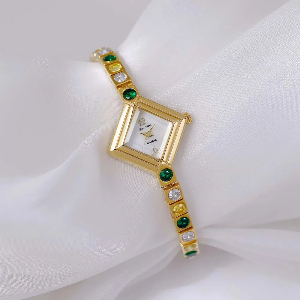 ساعة نسائية أنيقة ذات جودة بسيطة سوار فضي وردي ساعة يد مربعة الشكل ساعات كوارتز موضة فستان للسيدات هدايا جديدة