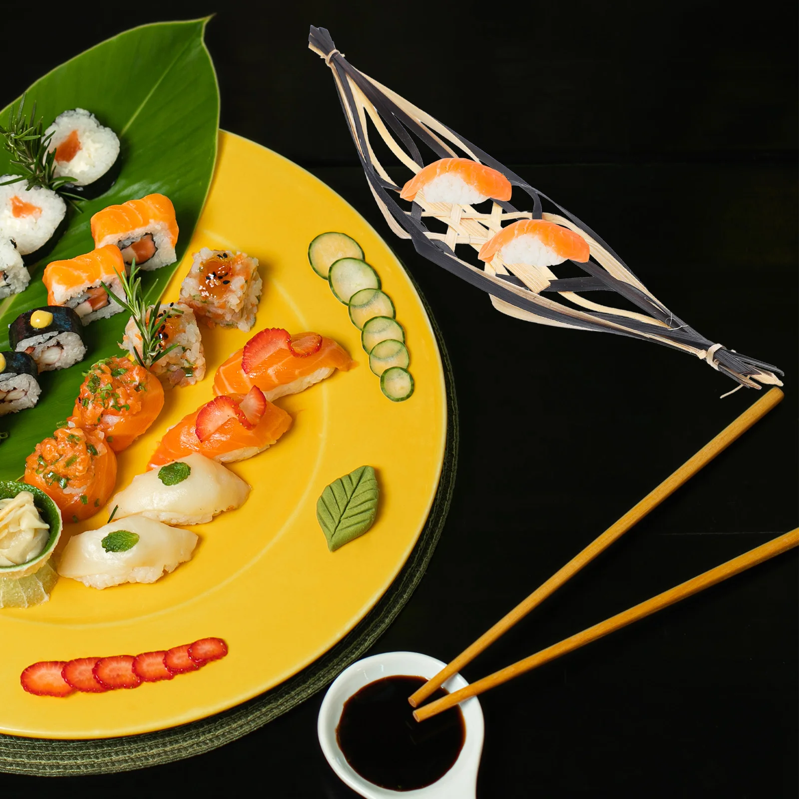 

Bamboo Woven Piece Sushi Tray Practical Restaurant Home Japanese Style Food Display Decorative Food Plate Dish