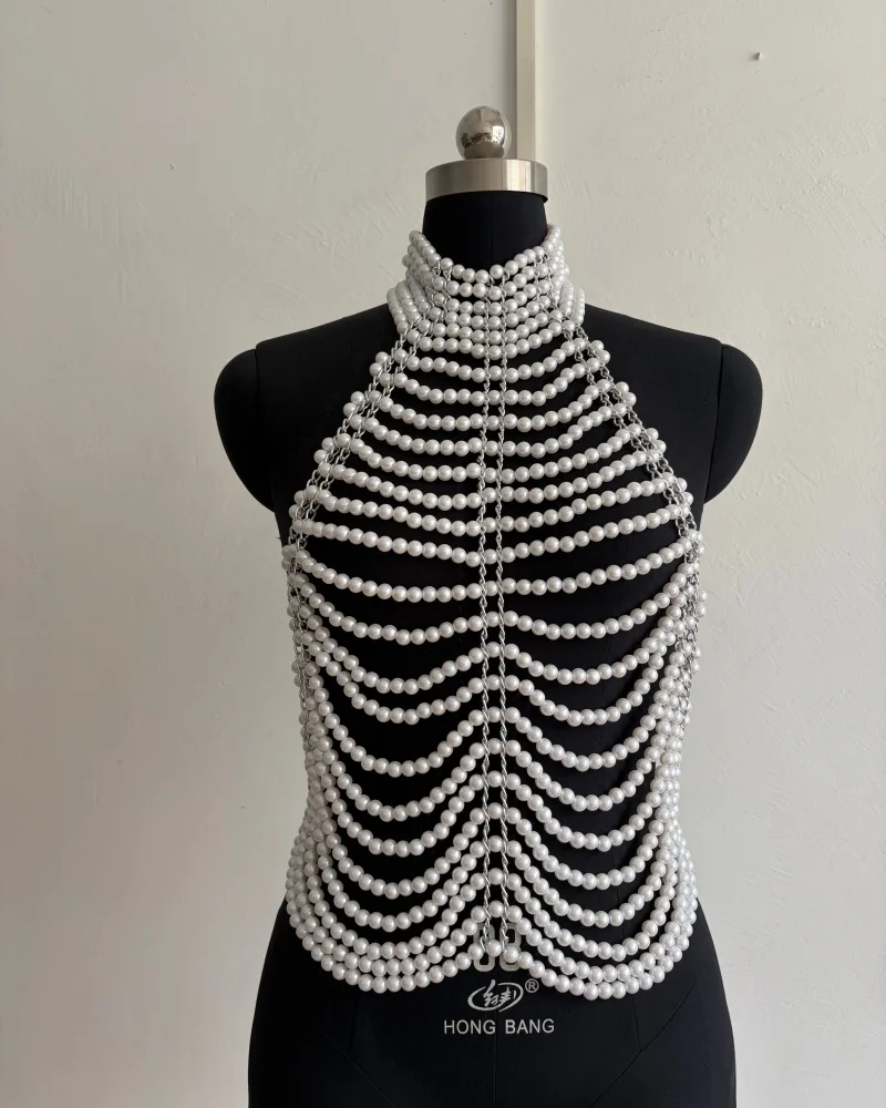 Damen Perlen-Halter-Top mit Körperkette - Rückenfreies, perlenbesetztes Chainmail-Crop-Top für Party, Festival, Rave, Nachtclub, Streetwear, Strand-Tanktops – Detail 7