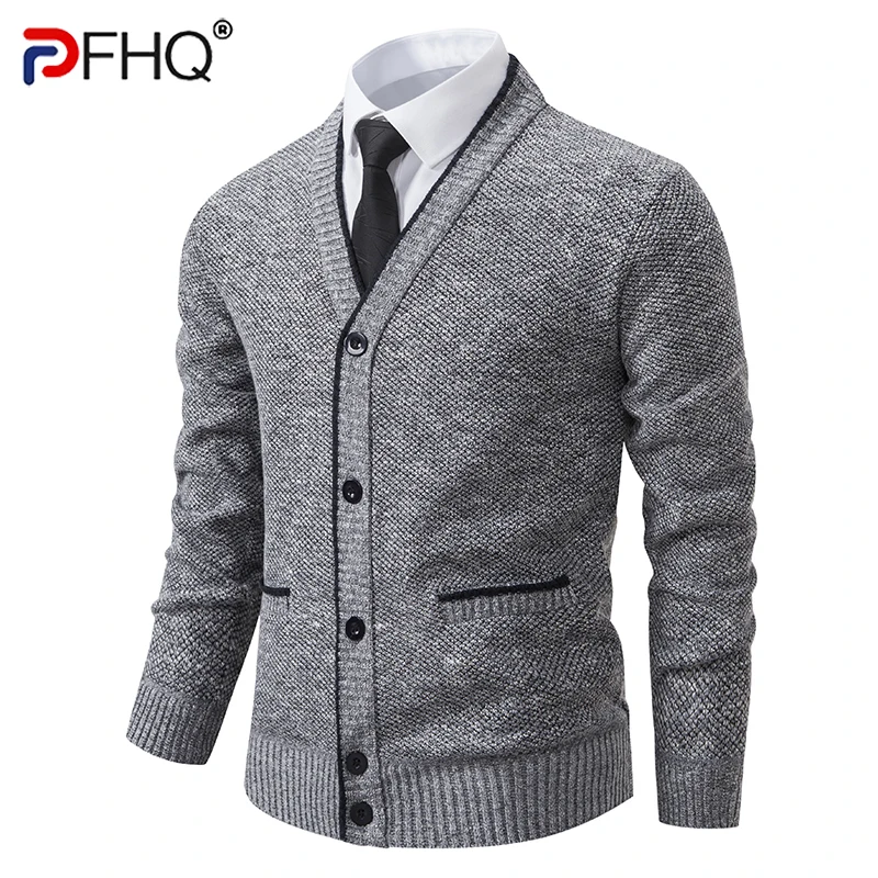 

PFHQ Autumn Winter Men Cardigan V-collar Long Sleeve Single Breast Solid Color Warm 2024 Male Tops Korea Fashion 21Z5675