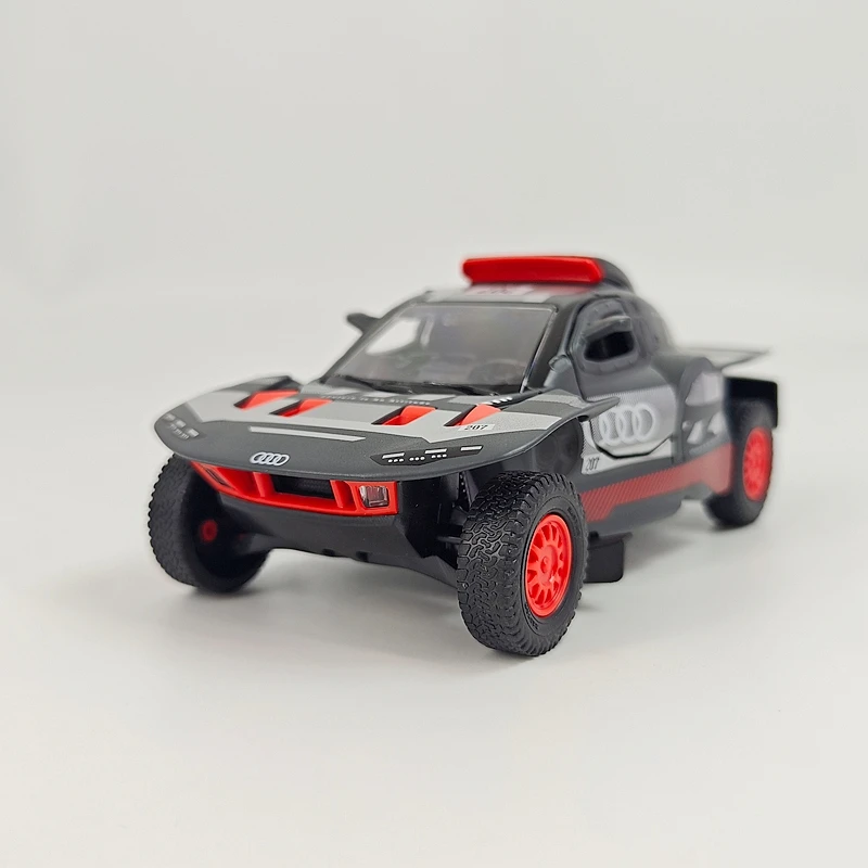 Модель внедорожника Audi RS Q e-tron от Rastar в масштабе 1:32, из сплава, с функцией звука и света, открывающиеся двери.