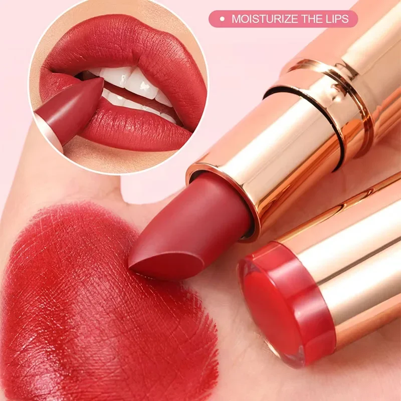 Hydraterende sexy rode lippenstift Gouden buis Waterdicht Hooggepigmenteerd Gemakkelijk aan te brengen Romige hydraterende lippenstift Blijvende lipmake-up