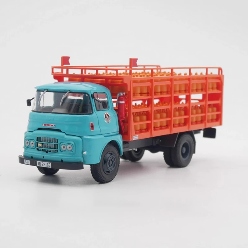 

IXO Diecast 1:43 Scale SavaSH800 Gas Transport Vehicle Truck Alloy Simulation Model Adult Collection Decoration Gift Display