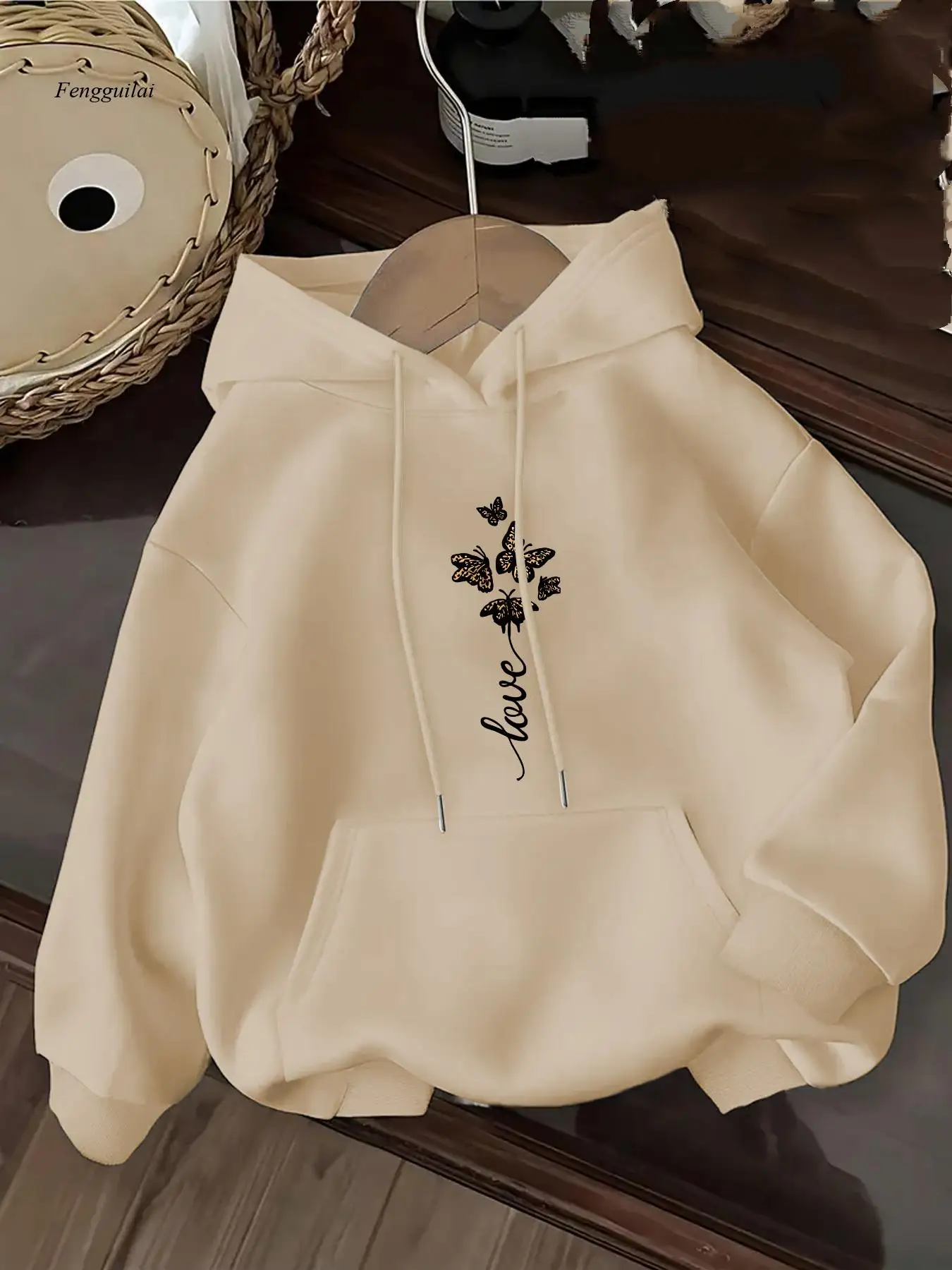 

Толстовка с капюшоном, бабочкой и рукописным принтом «Любовь», на шнурке, модная осенне-зимняя одежда
